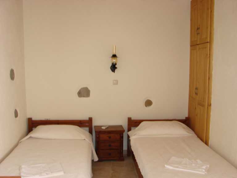 picture of beds in Melina Rooms