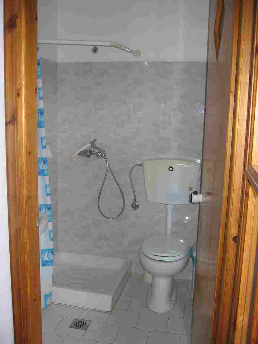 picture of private bathroom in Faragi