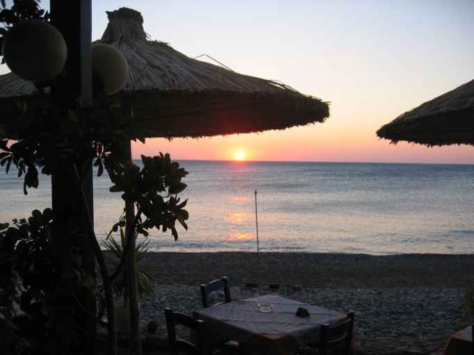 picture of dinner-table in Kato Zakros