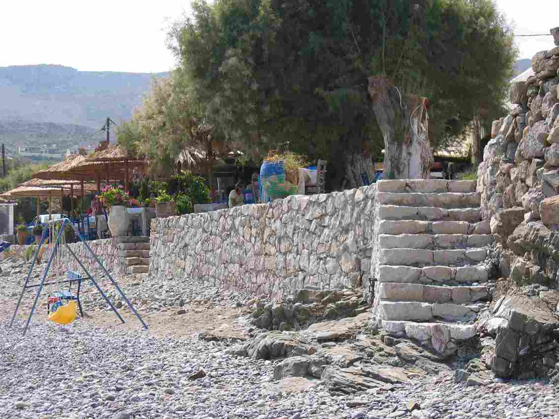 picture of taverns of Kato Zakros from beach