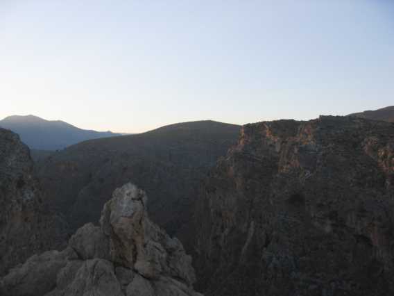 picture of view into Death's Gorge left hand